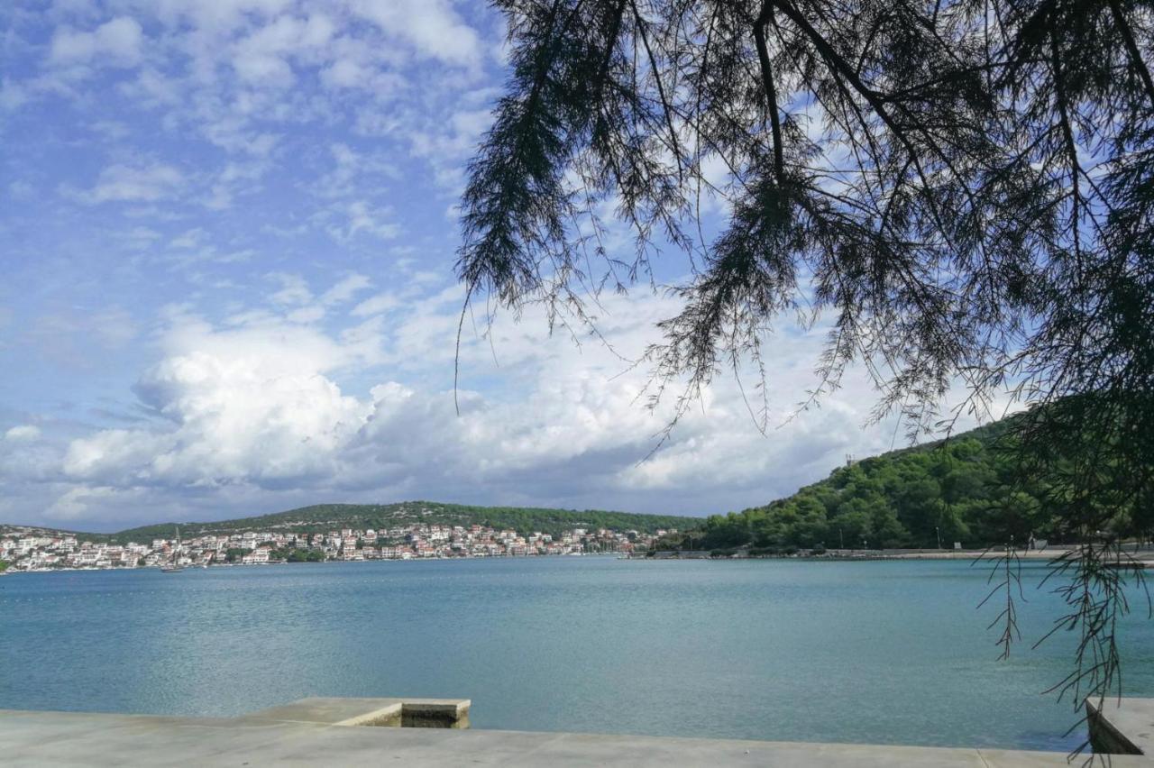 Belvilla Apartments In Holiday Resort Jezera Village, Island Murter Tisno Eksteriør billede