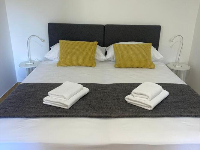 Belvilla Apartments In Holiday Resort Jezera Village, Island Murter Tisno Eksteriør billede